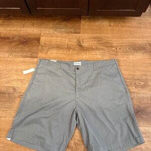 Saddlebred Men's Light Gray Flat Front Chino Shorts